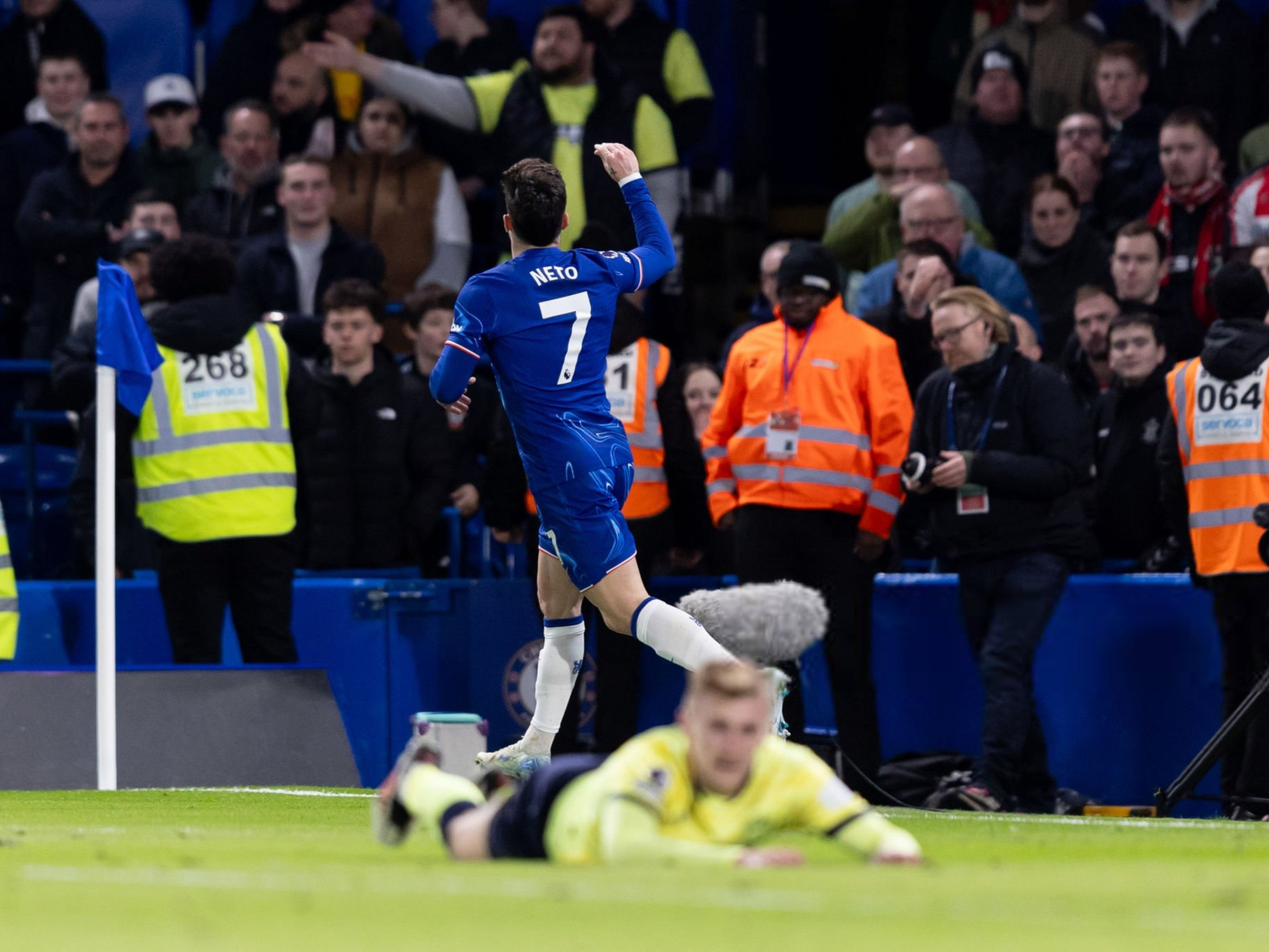 开云体育入口-南安普顿主场大胜，全面占优的简单介绍