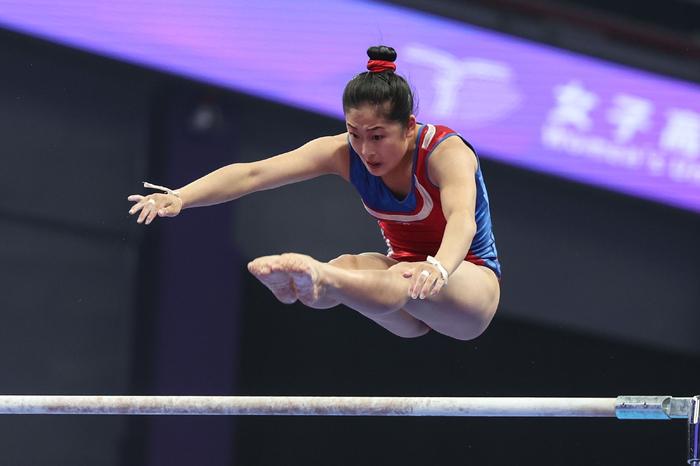 开云体育在线-包含体操决赛选手技压群雄喜获殊荣的词条