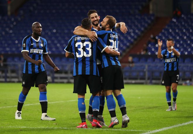 奥格斯堡客场击败法兰克福，豪取关键三分