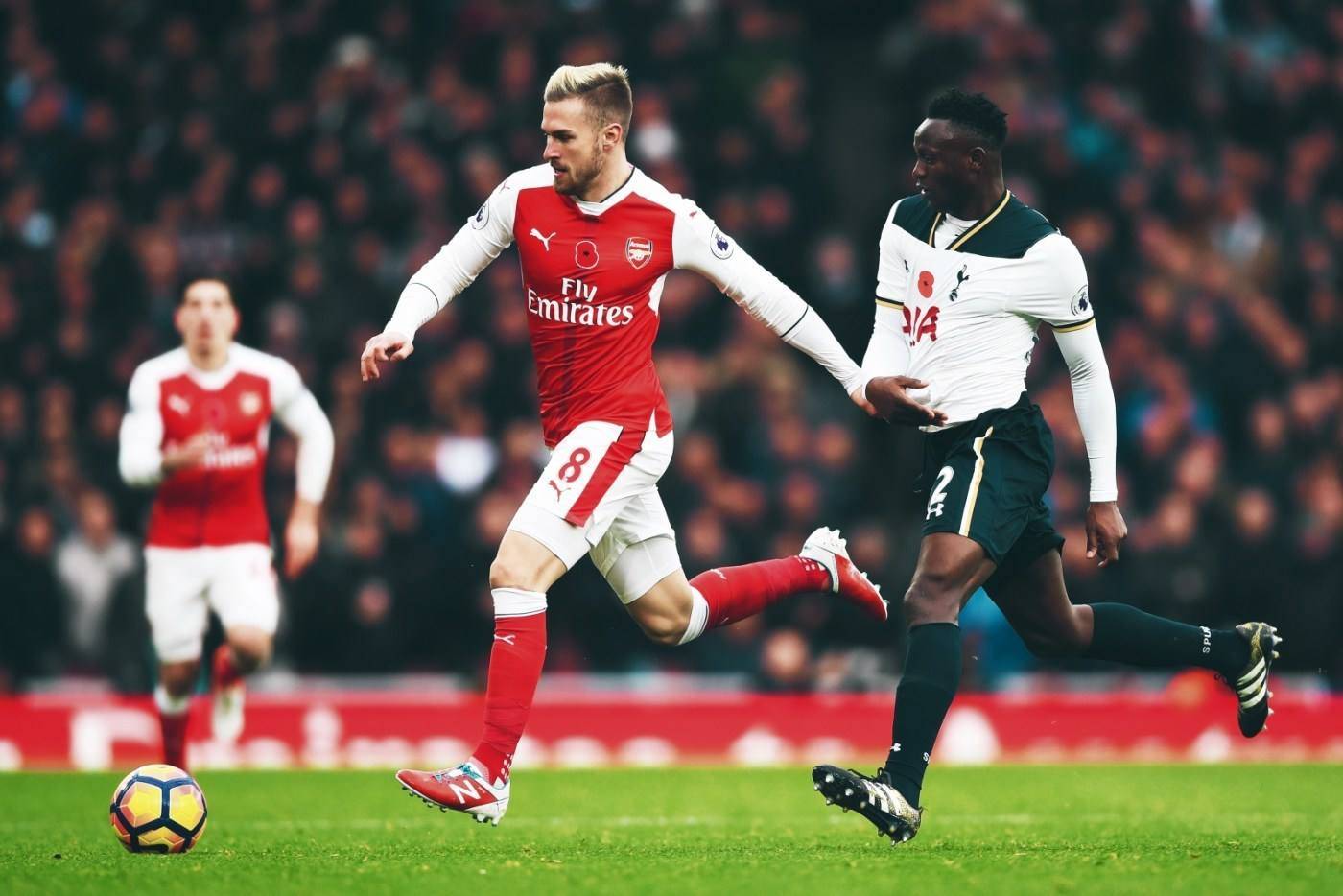 阿森纳大胜热刺，枪手队长夸奇妙表现