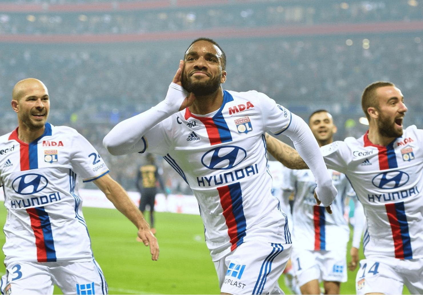 开云体育app下载-里昂主场战胜马赛，继续保持近期不败势头的简单介绍