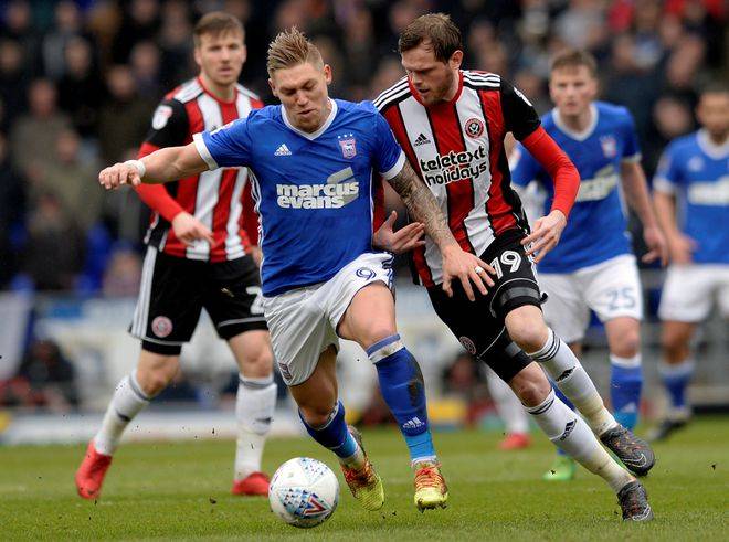 埃弗顿客场惨败纽卡斯尔，遗憾落败