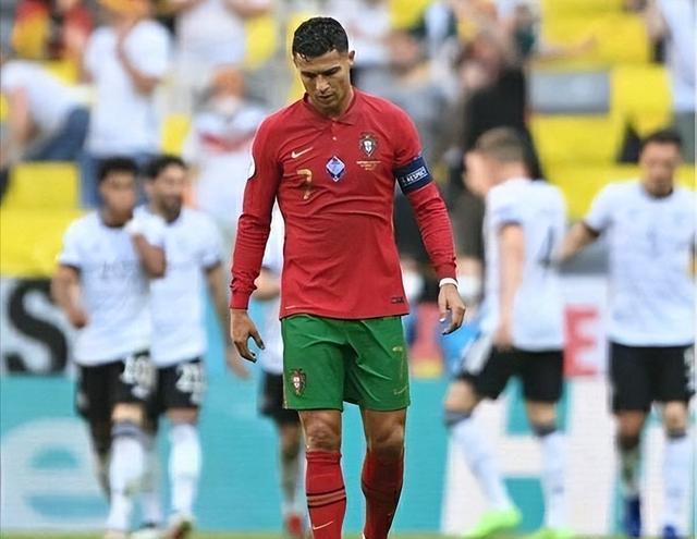 开云体育平台-葡萄牙队实现逆转，成功晋级四分之一决赛的简单介绍