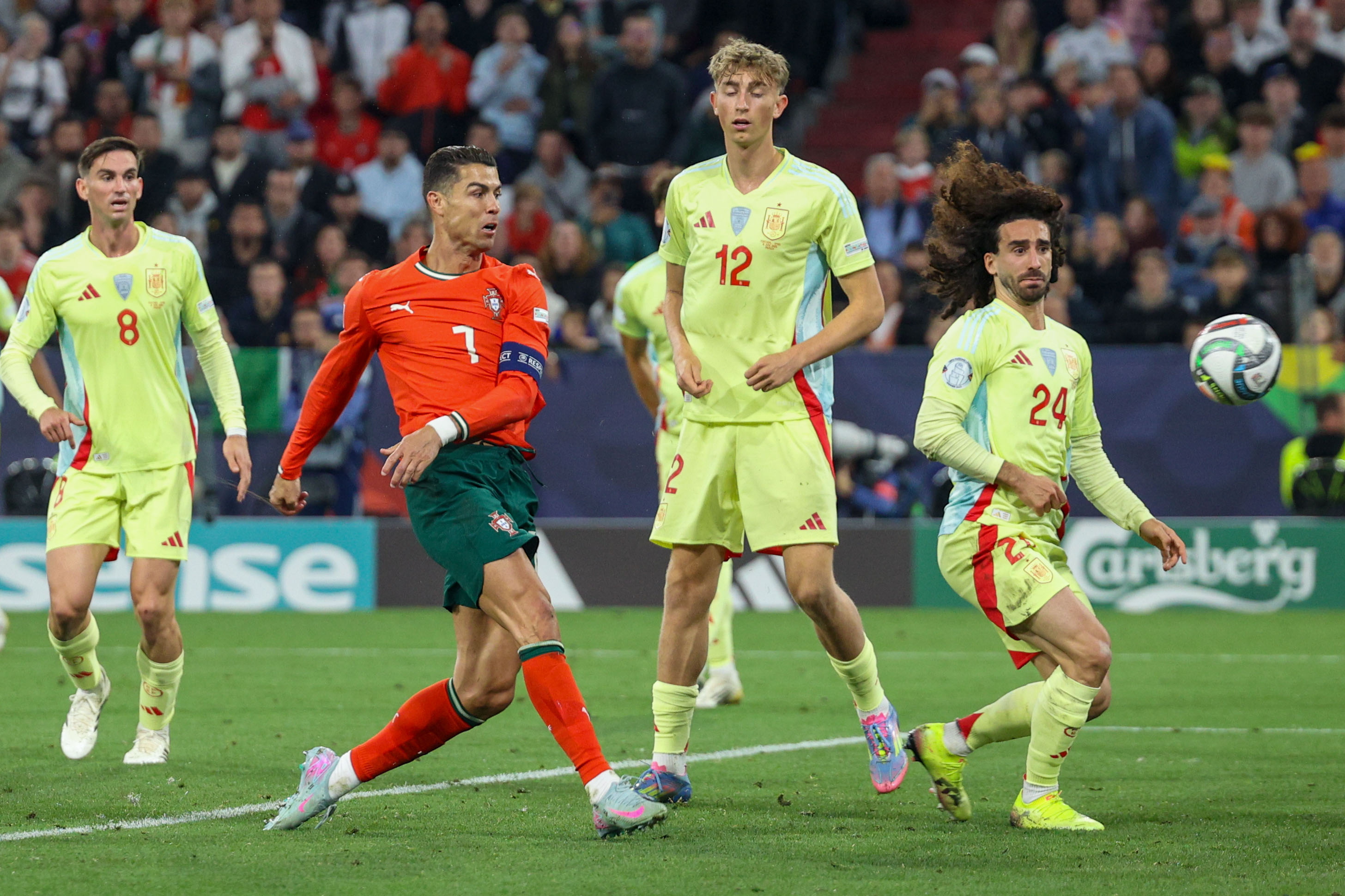 葡萄牙队实现逆转，成功晋级四分之一决赛的简单介绍