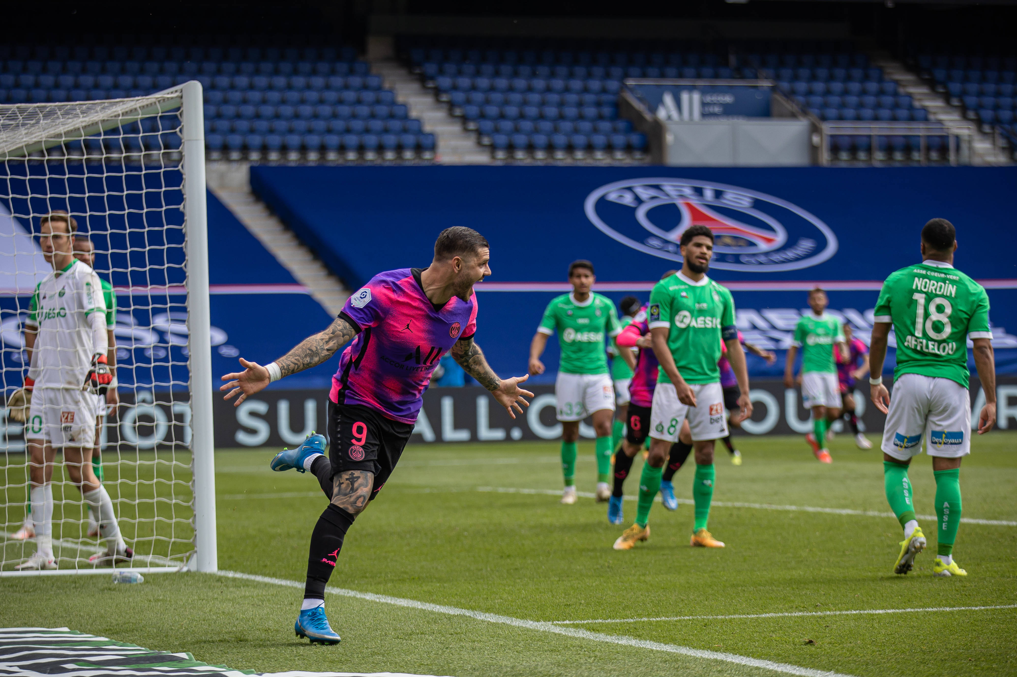 开云体育地址-圣埃蒂安队惨遭失球，法国足球联赛堕落深渊