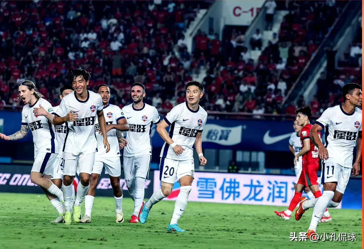 中场核心发挥稳定，带领球队赢得比赛